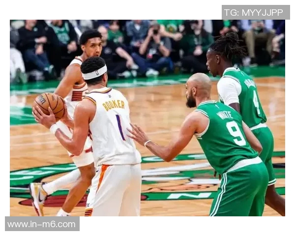 布克谈雷霆卫冕之路认为他们是所有球队的挑战目标